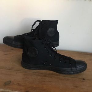 New - Converse Chuck Taylor All Star Hi Tops
